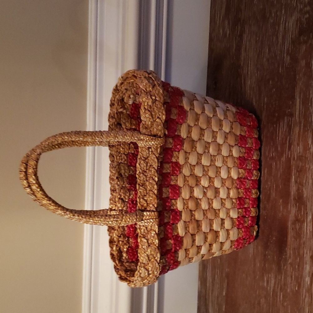Vintage! 1970's Basket Weave Purse! 2XHost Pick - Picture 2 of 10